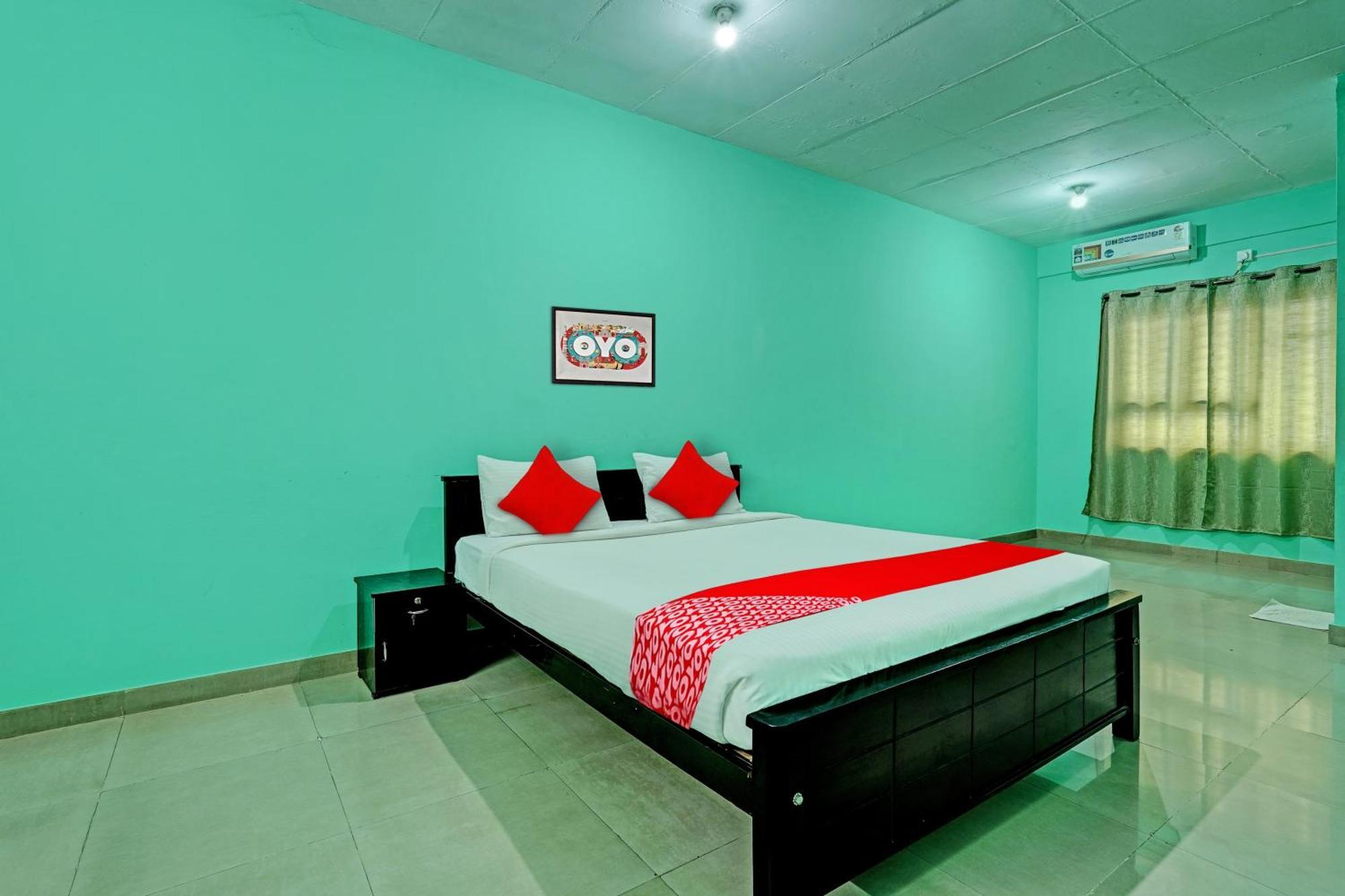 Super Collection O Druvi Corporate Hotel Kammasandra Extérieur photo