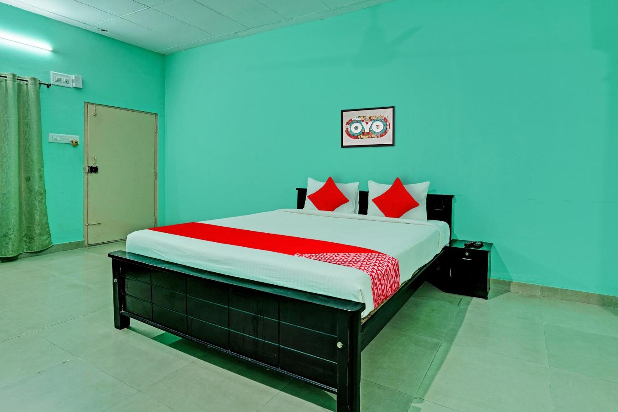 Super Collection O Druvi Corporate Hotel Kammasandra Extérieur photo