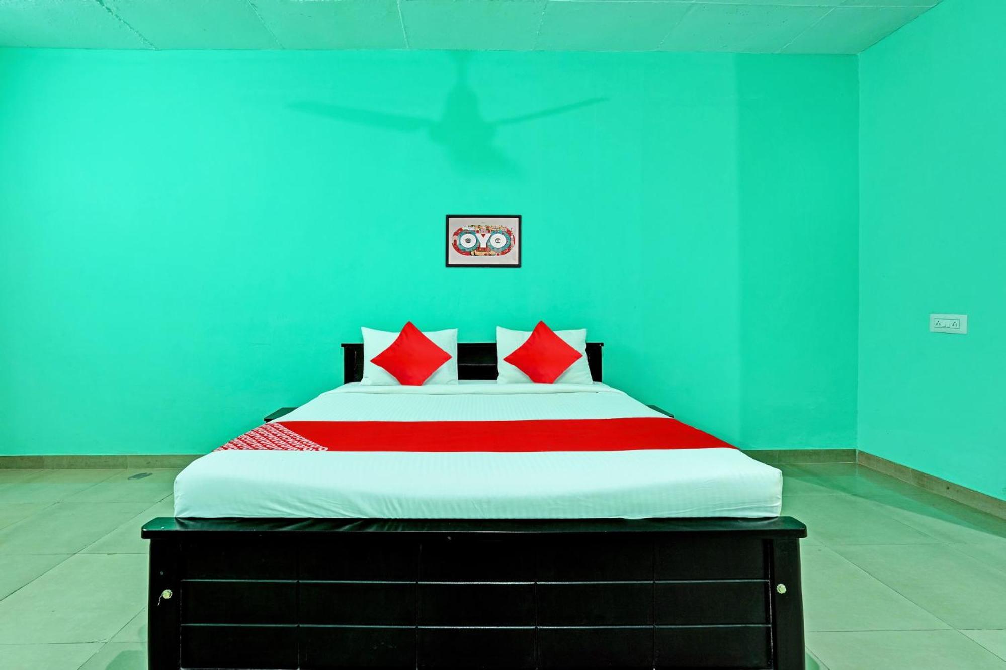 Super Collection O Druvi Corporate Hotel Kammasandra Extérieur photo